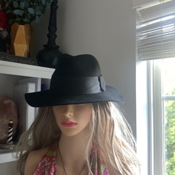 H & M fedora Felted Wool Hat black small bohemian‎ classic festive - Picture 1 of 12